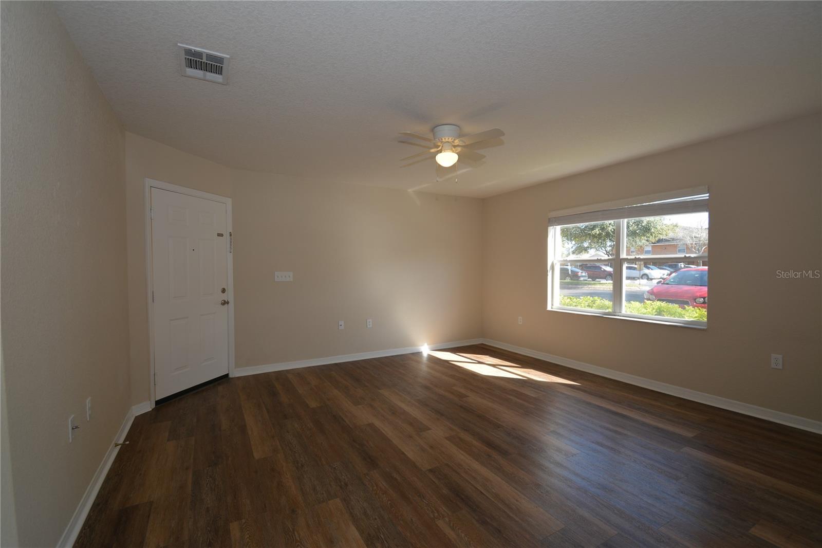 4600 E Moody Blvd #8d Property Photo 6