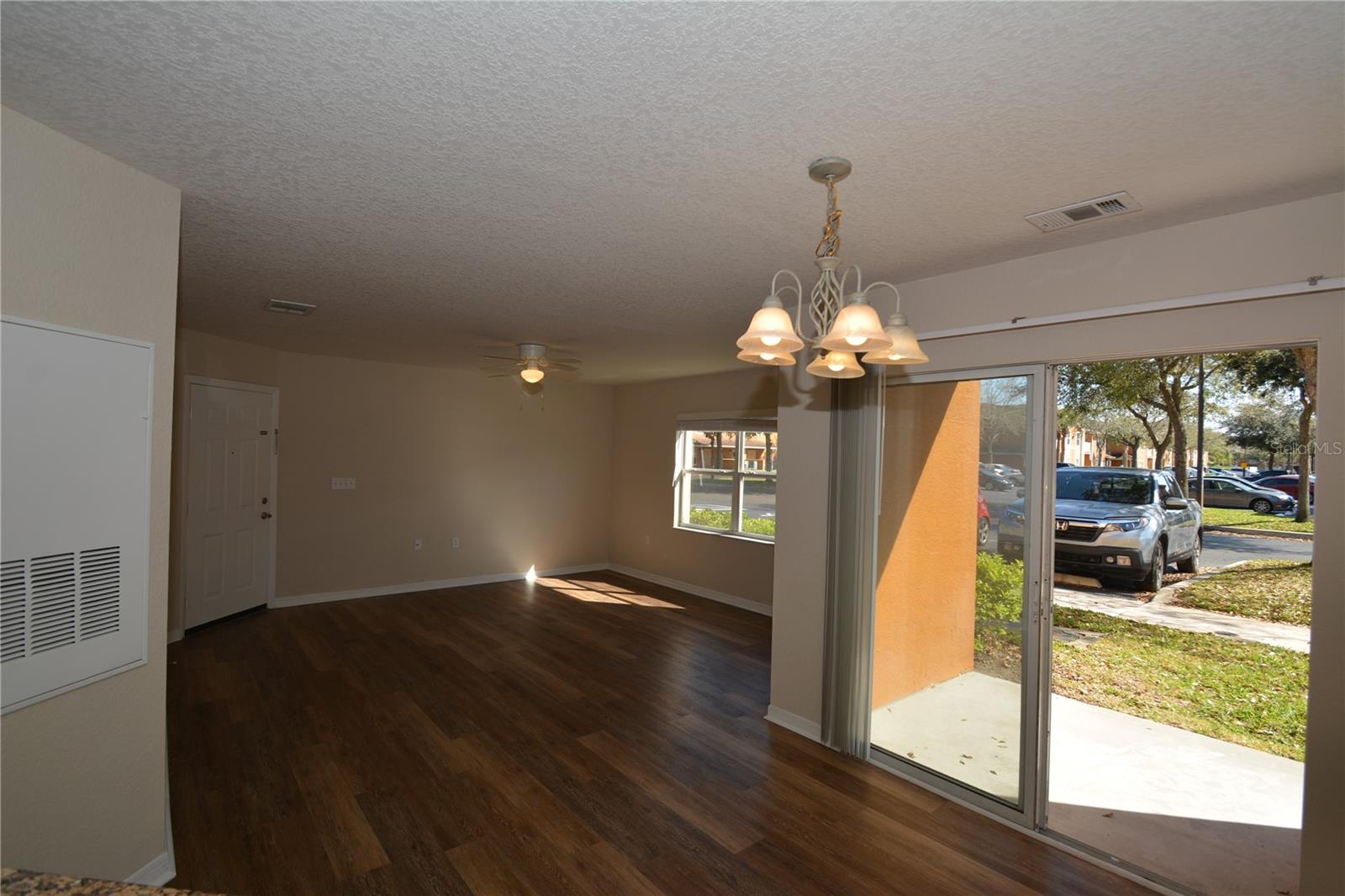 4600 E Moody Blvd #8d Property Photo 10