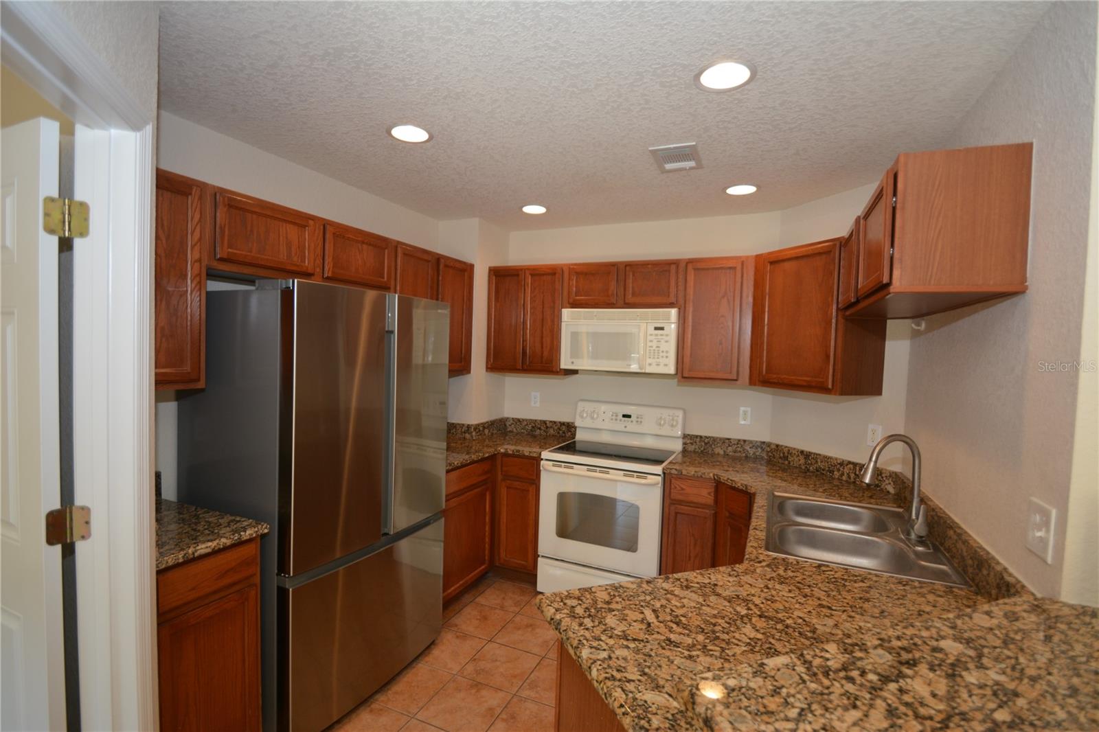 4600 E Moody Blvd #8d Property Photo 11
