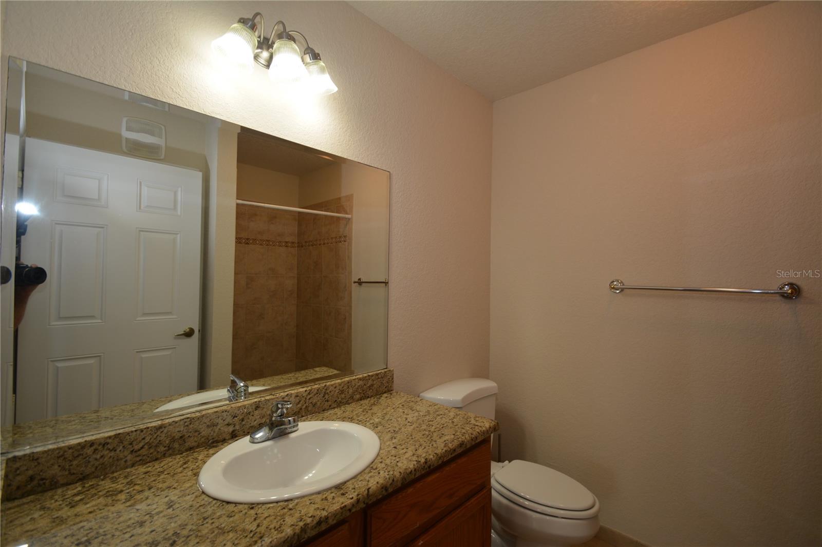 4600 E Moody Blvd #8d Property Photo 18