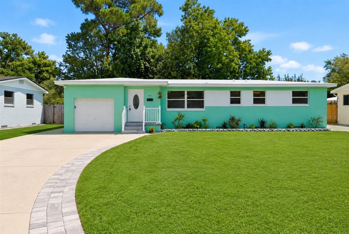2125 W Lou Dr Property Photo 3