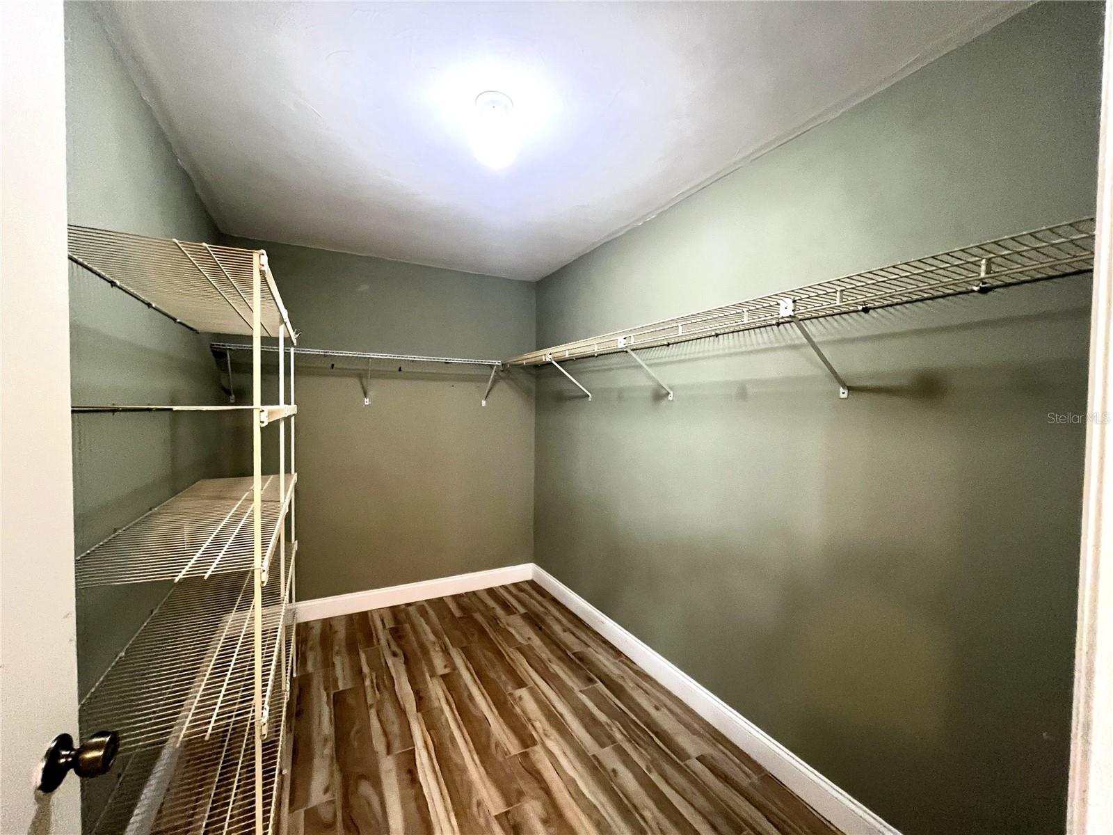 10 Zeppo Ct Property Photo 9