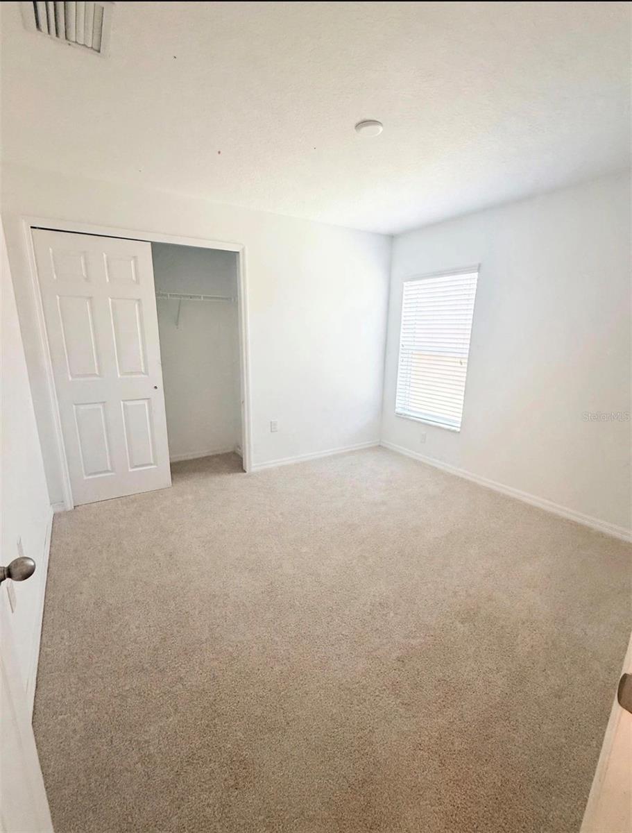 20 Rainstone Ln #b Property Photo 9