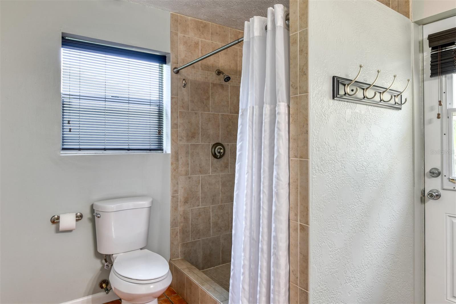15 Sea Park Dr Property Photo 28
