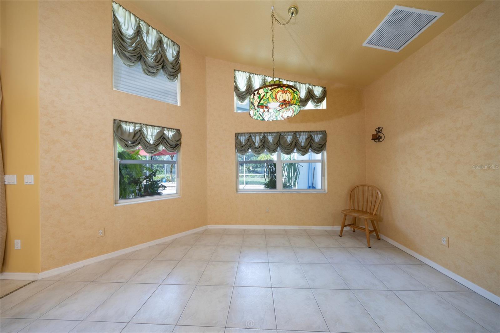 3722 Longford Cir Property Photo 12