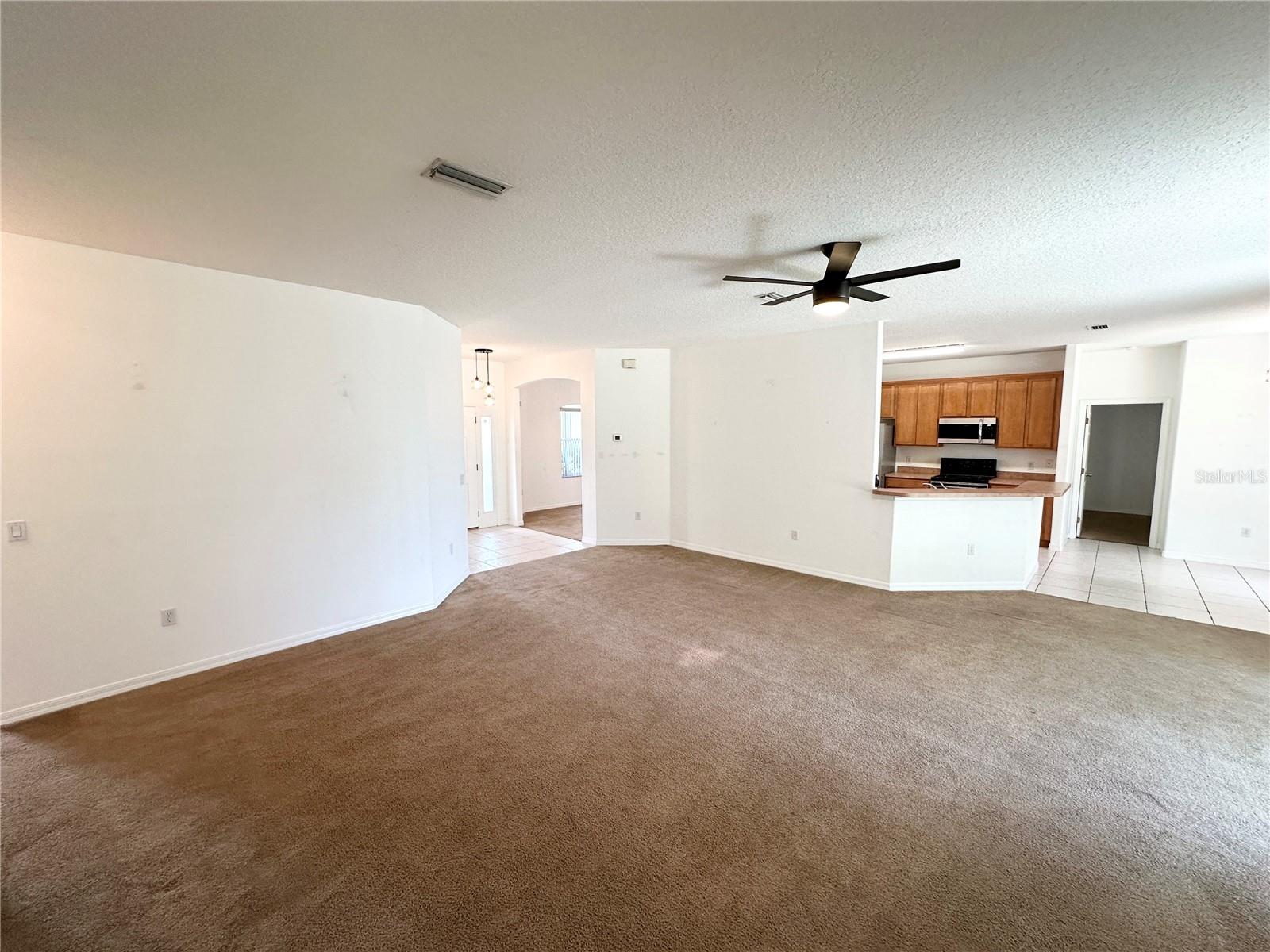 15 Ruth Dr Property Photo 14