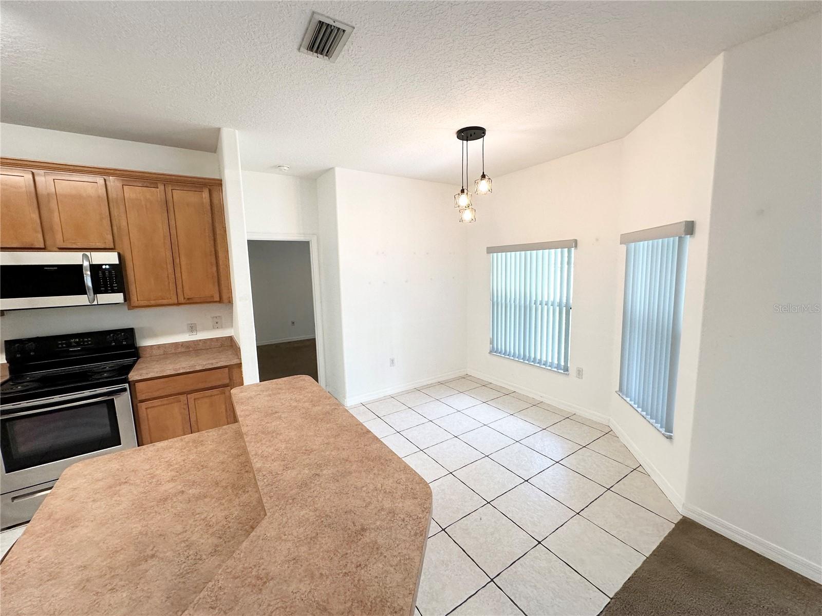 15 Ruth Dr Property Photo 18