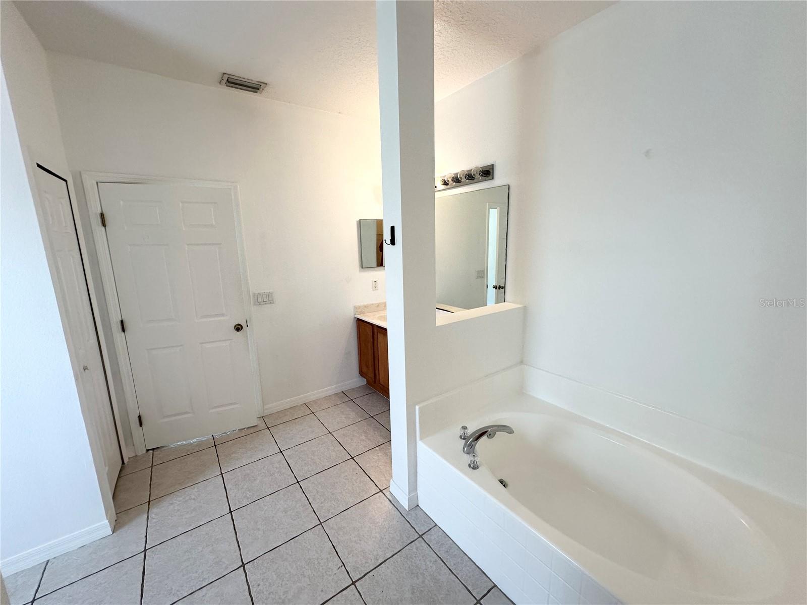 15 Ruth Dr Property Photo 30