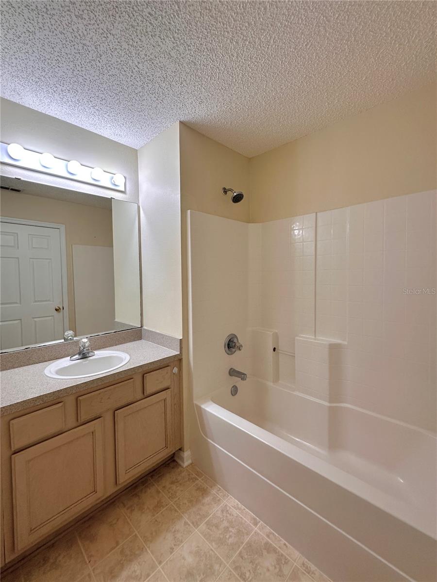 89 Berkshire Ln Property Photo 25