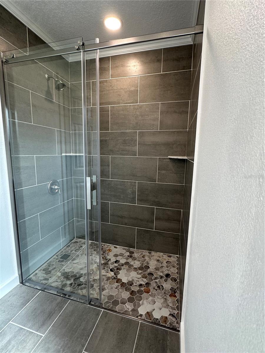 109 Florida Park Dr Property Photo 11