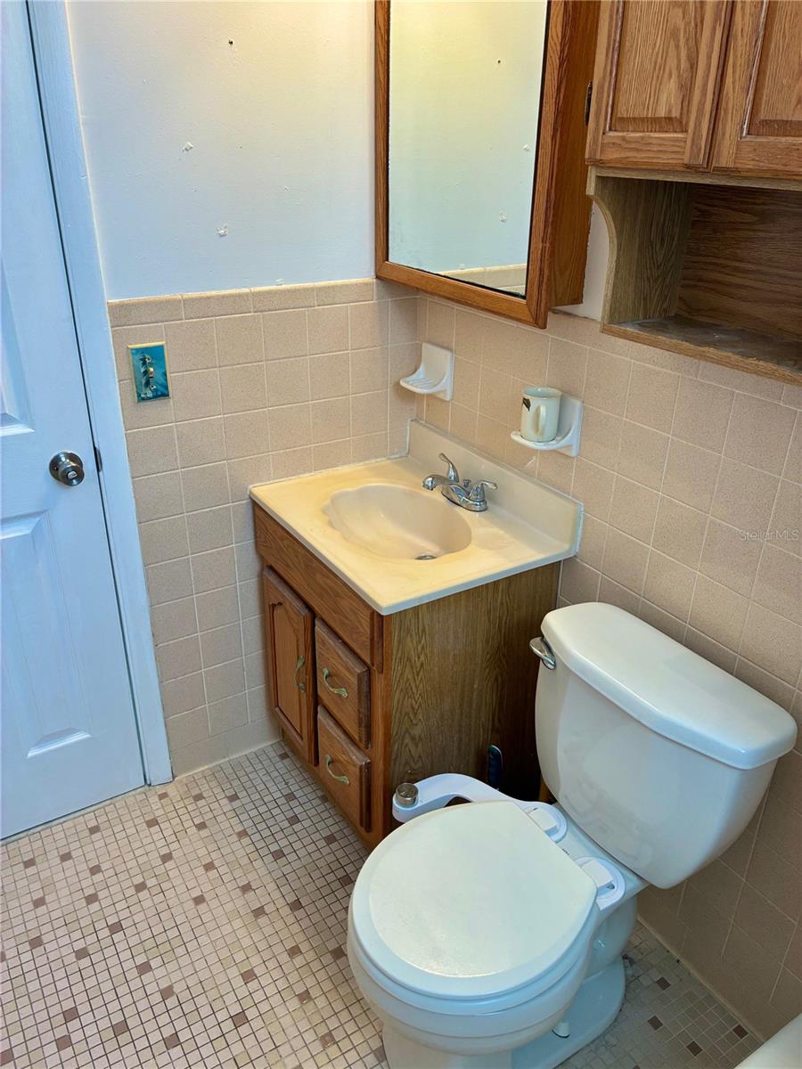 1828 S Central Ave Property Photo 25