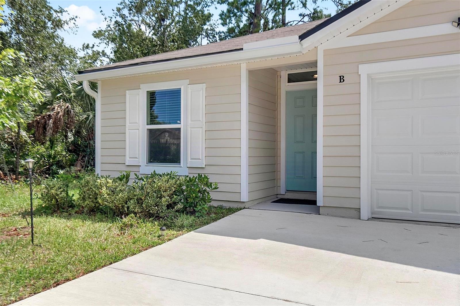6 Prosperity Ln #b Property Photo 3