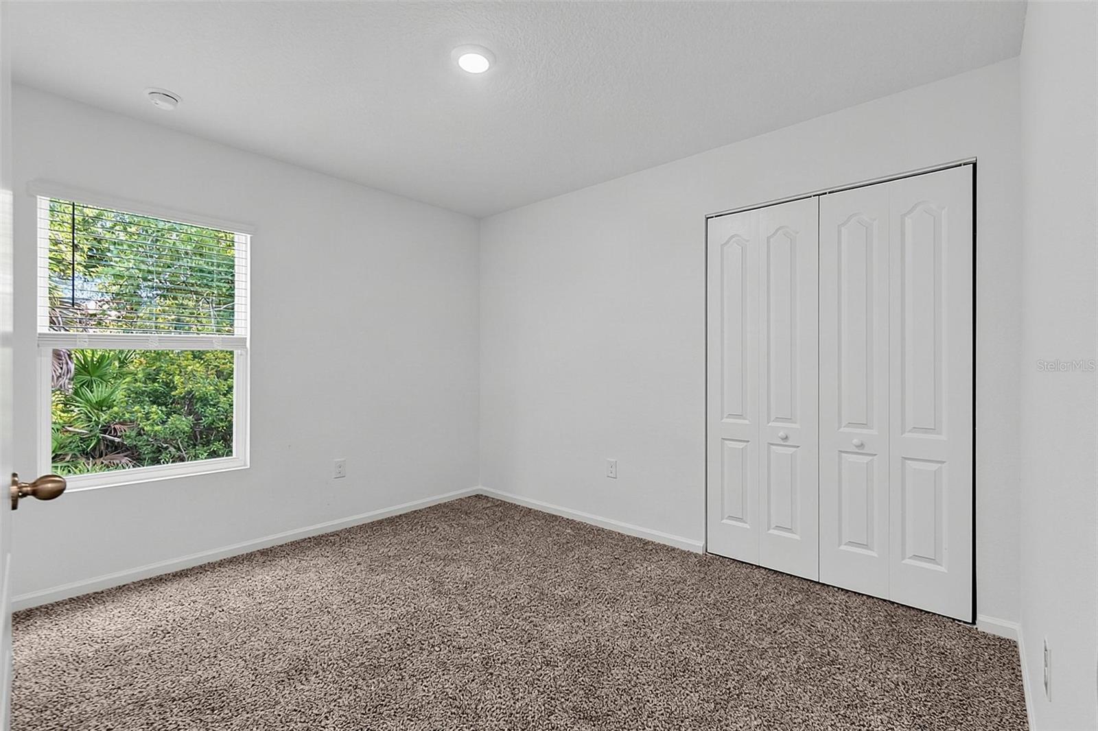6 Prosperity Ln #b Property Photo 12