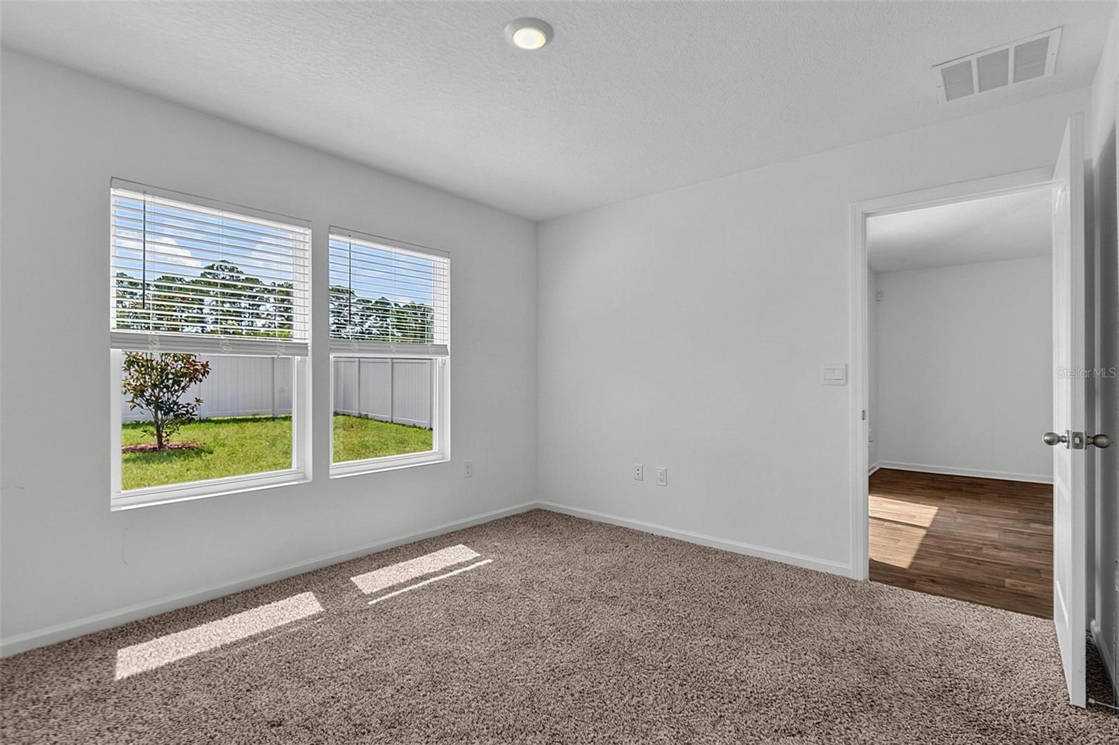 6 Prosperity Ln #b Property Photo 25
