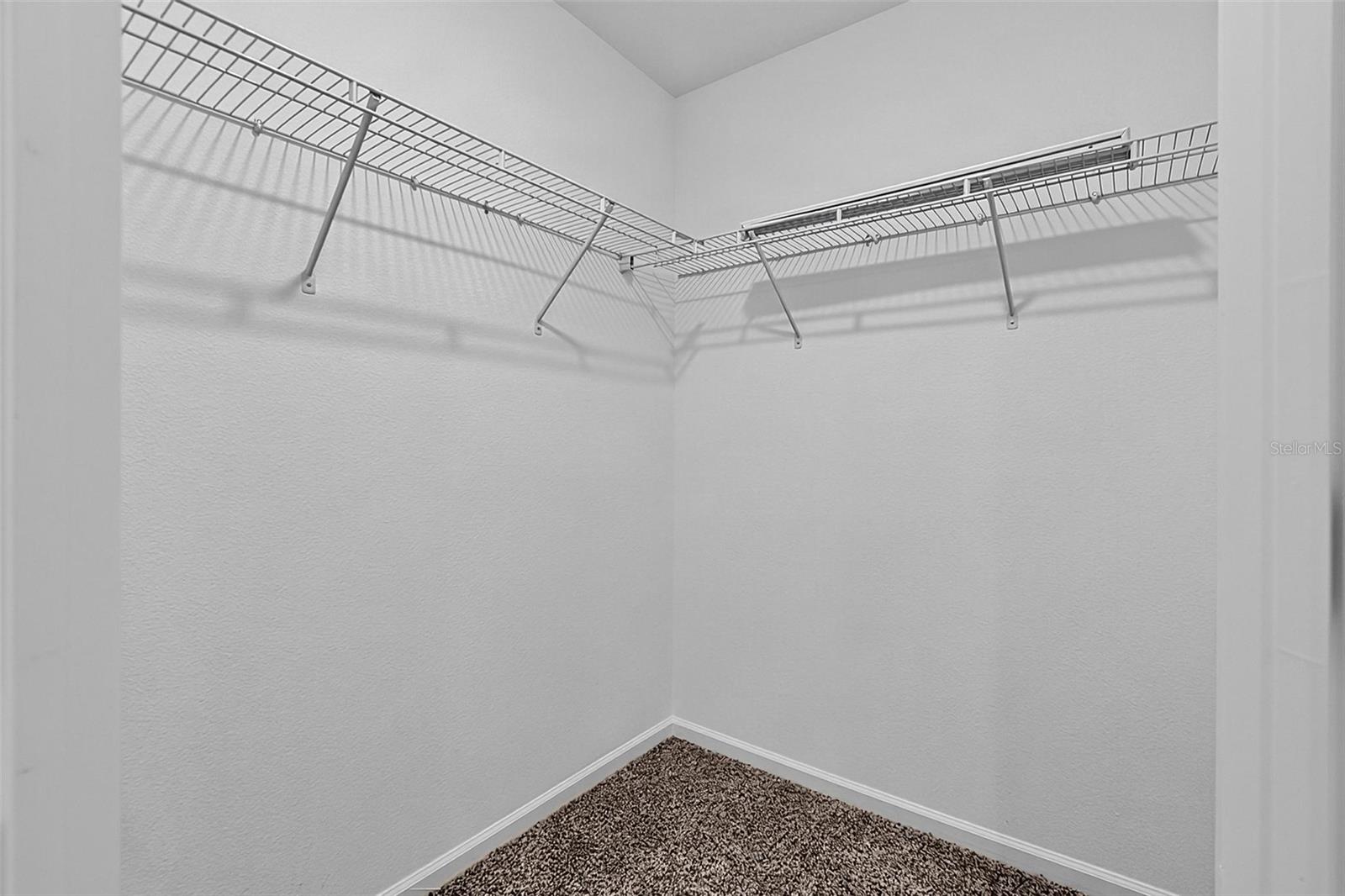 6 Prosperity Ln #b Property Photo 32