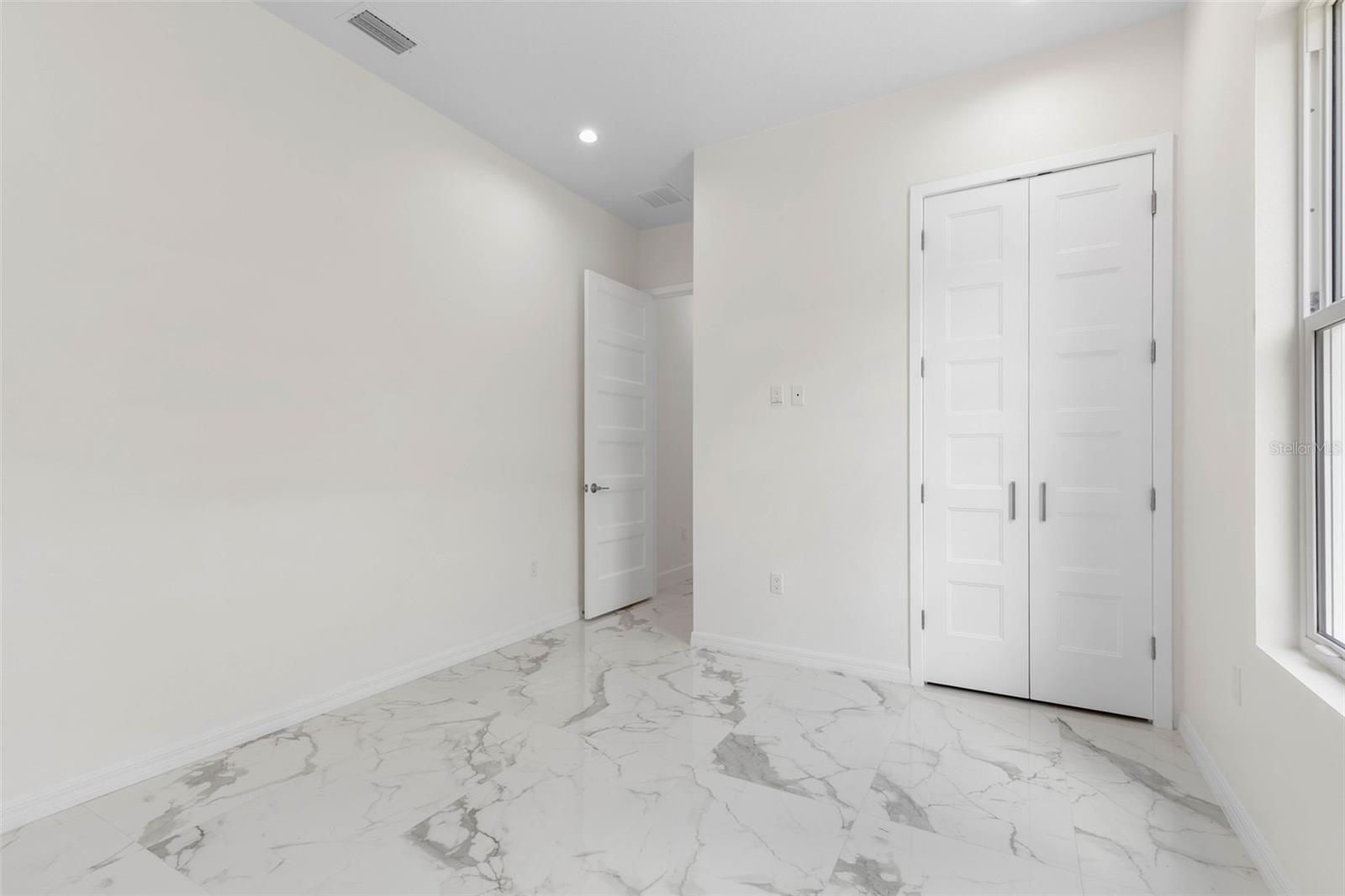 116 Longview Way N Property Photo 45