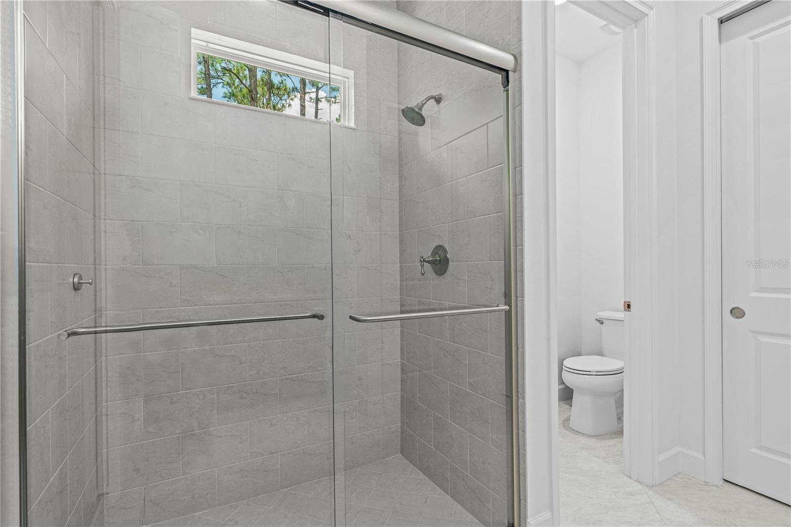 214 Ashwood Ct Property Photo 30