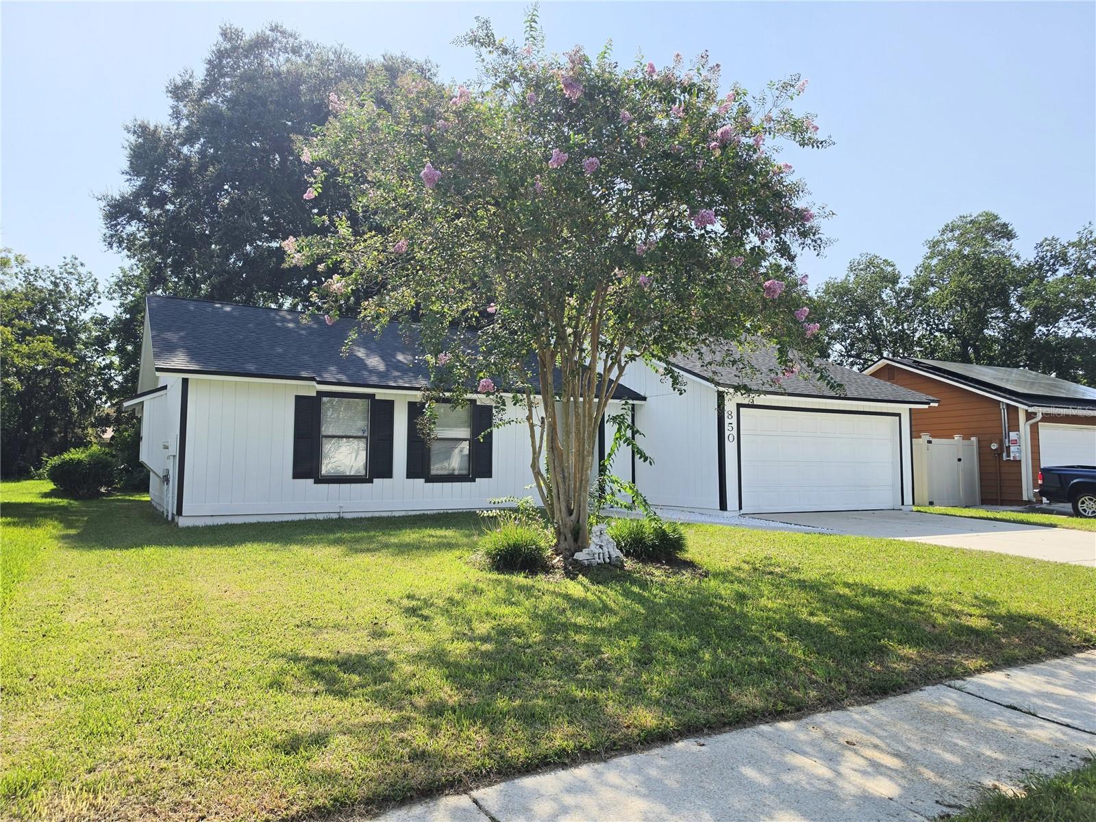 850 Aries Rd W Property Photo 4