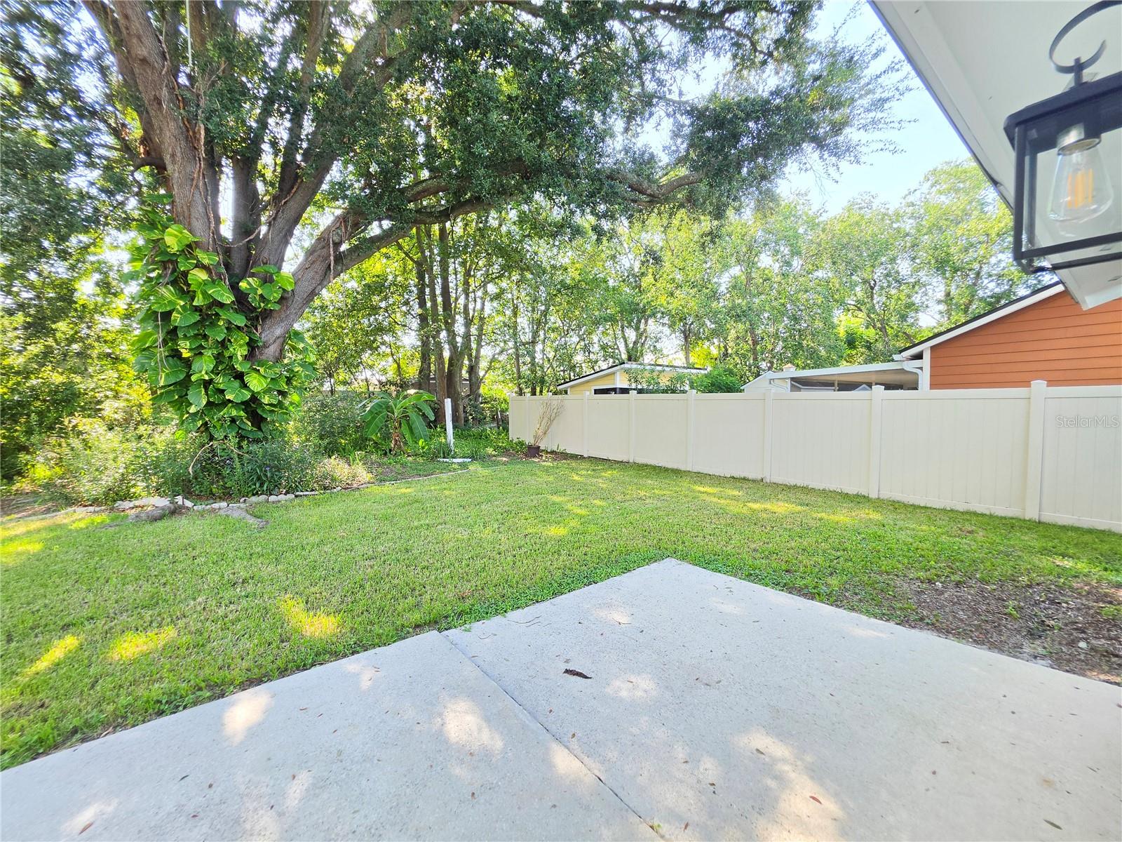850 Aries Rd W Property Photo 42