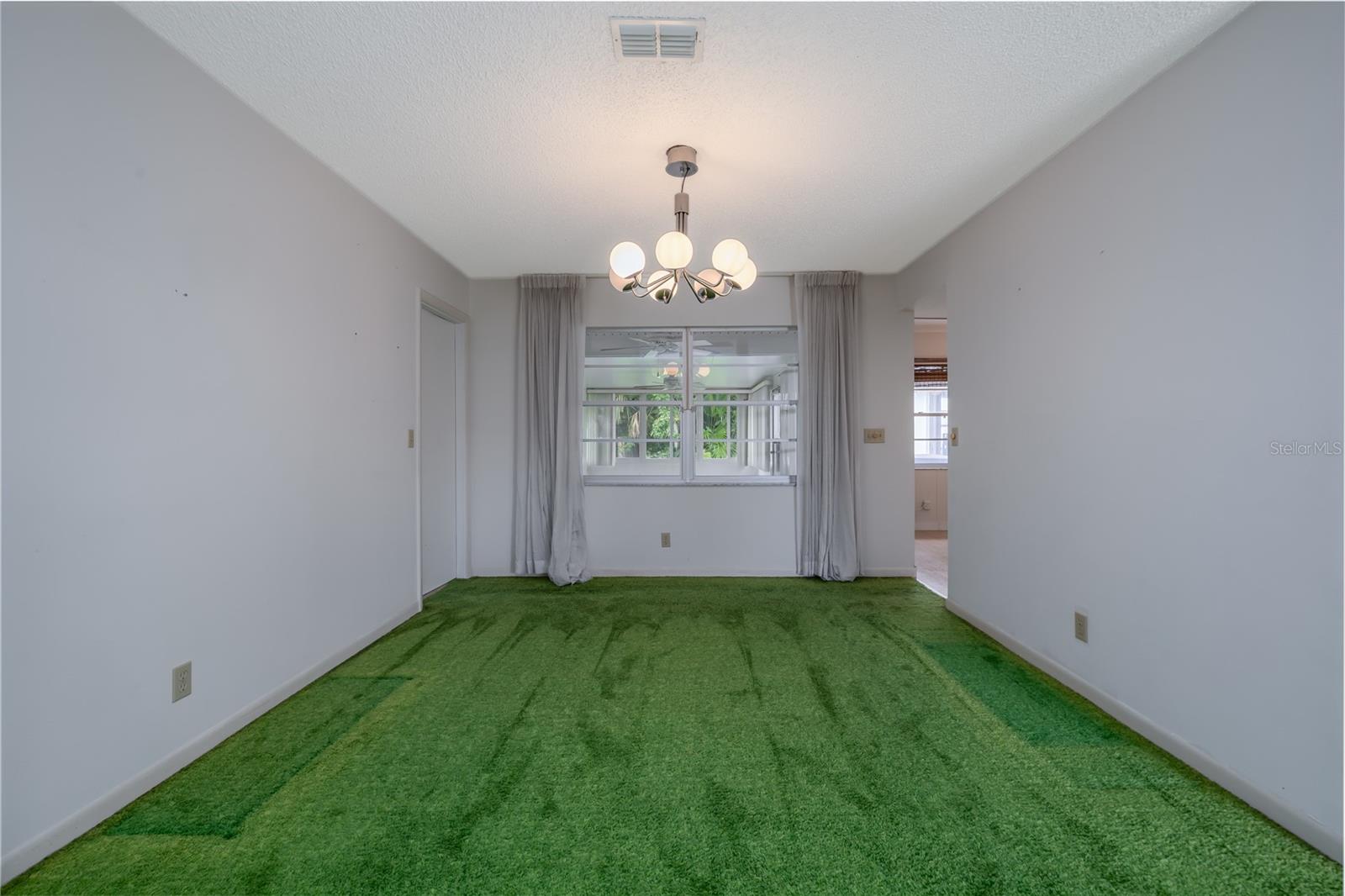 28 Fleming Ct Property Photo 24