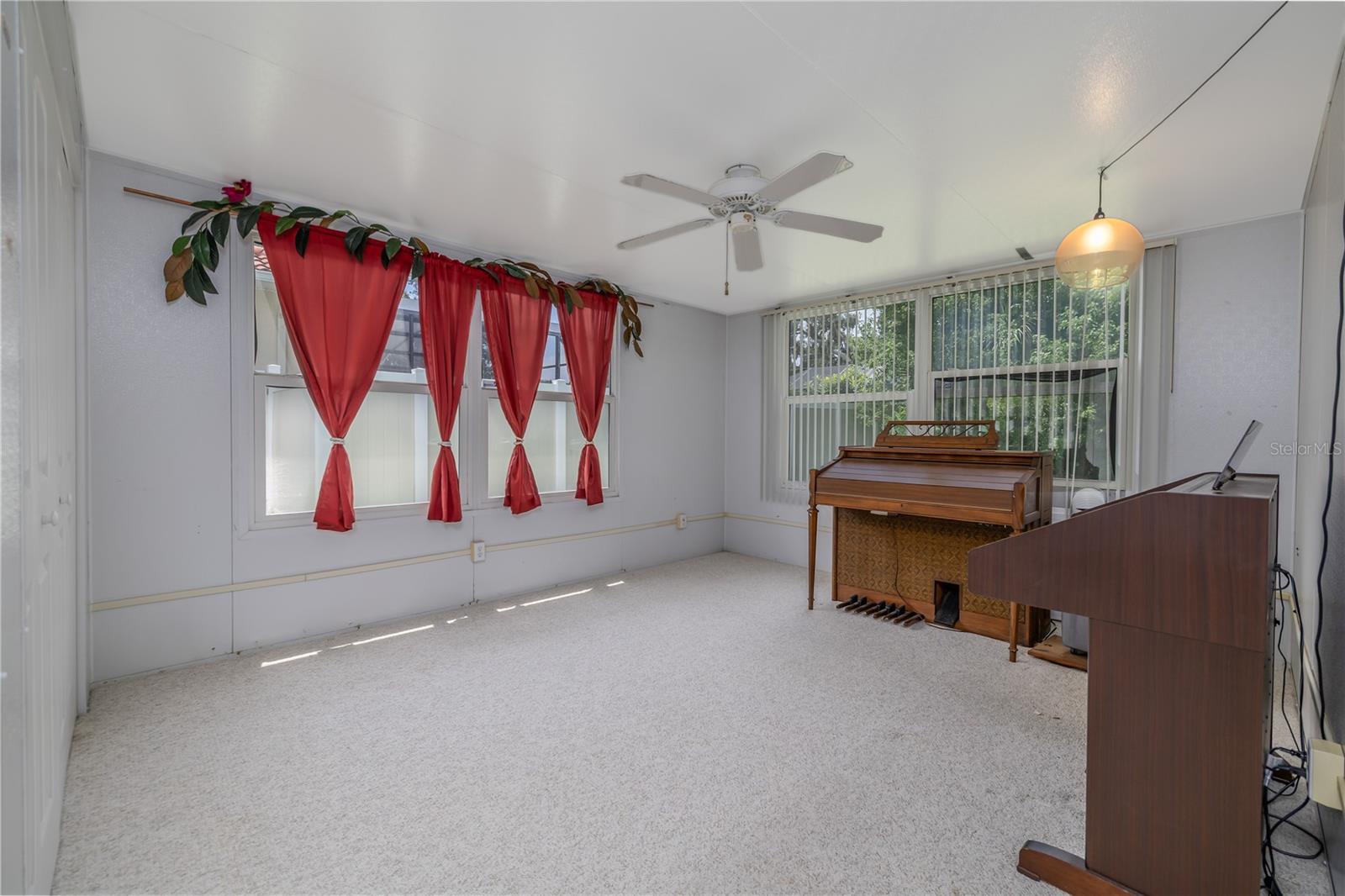 28 Fleming Ct Property Photo 39