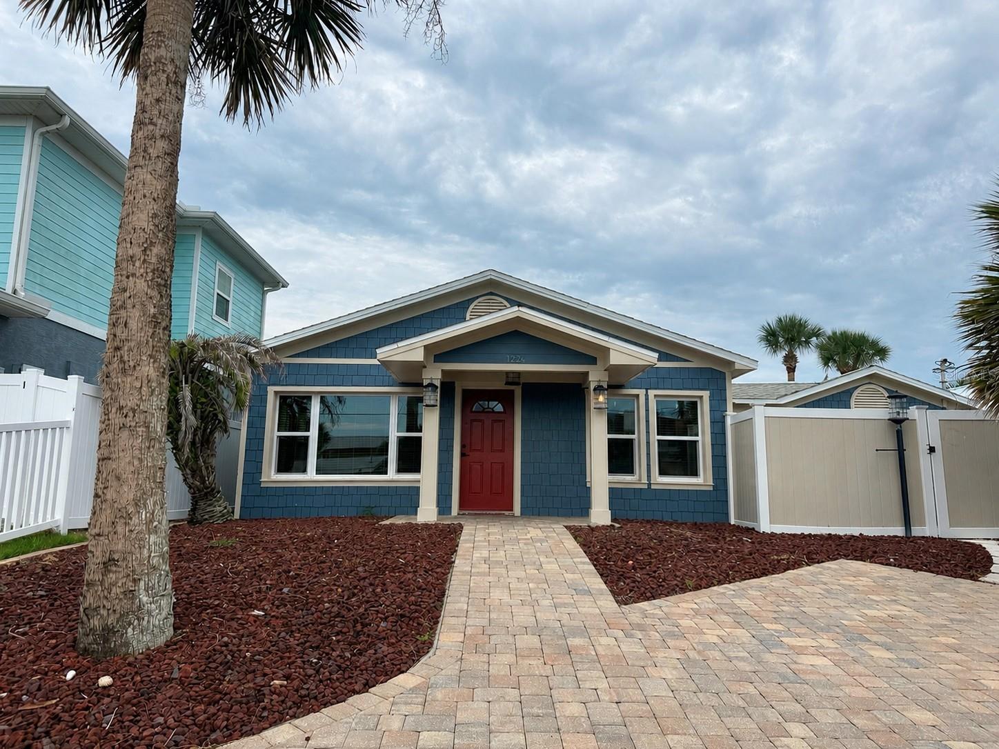 1224 S CENTRAL AVE Property Photo 1