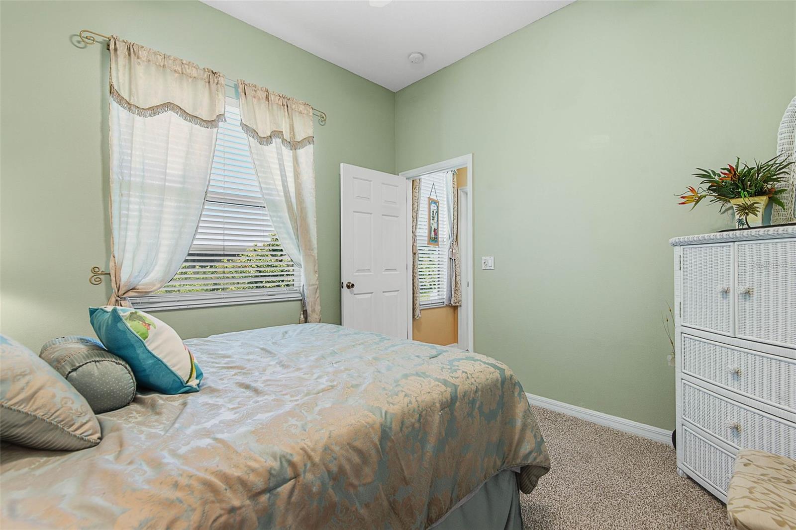 9 Faircastle Ln Property Photo 40