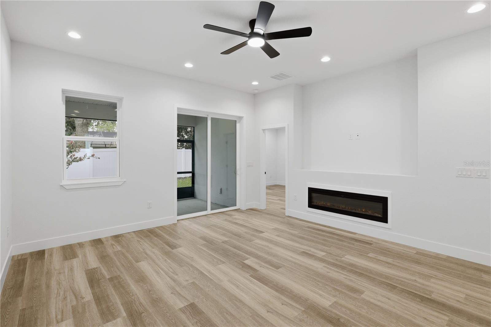 8 Second Path #a & B Property Photo 5