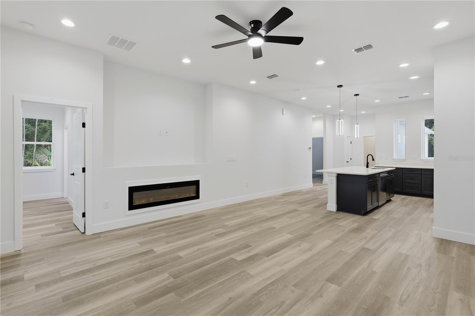 8 Second Path #a & B Property Photo 7