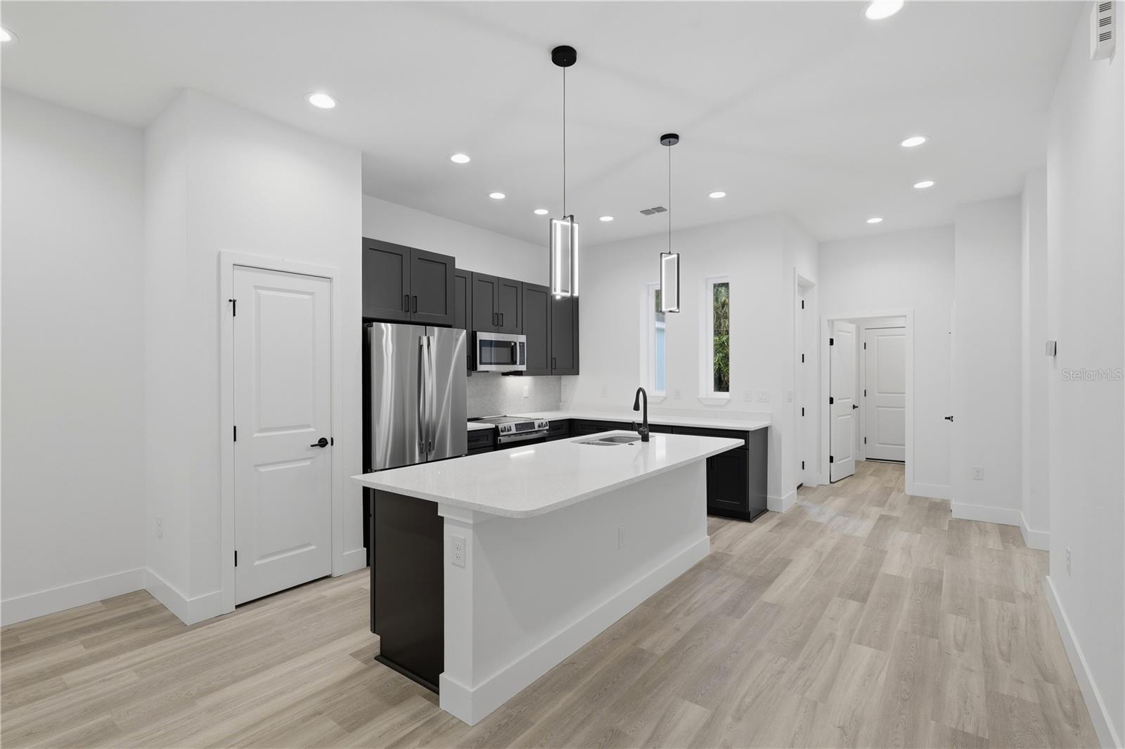 8 Second Path #a & B Property Photo 12