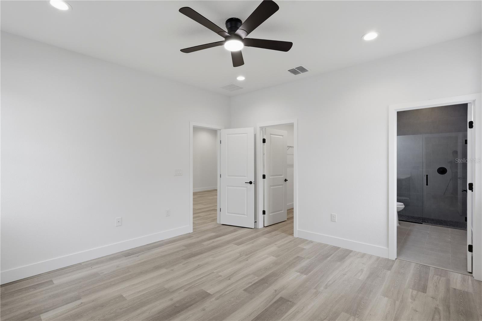 8 Second Path #a & B Property Photo 18