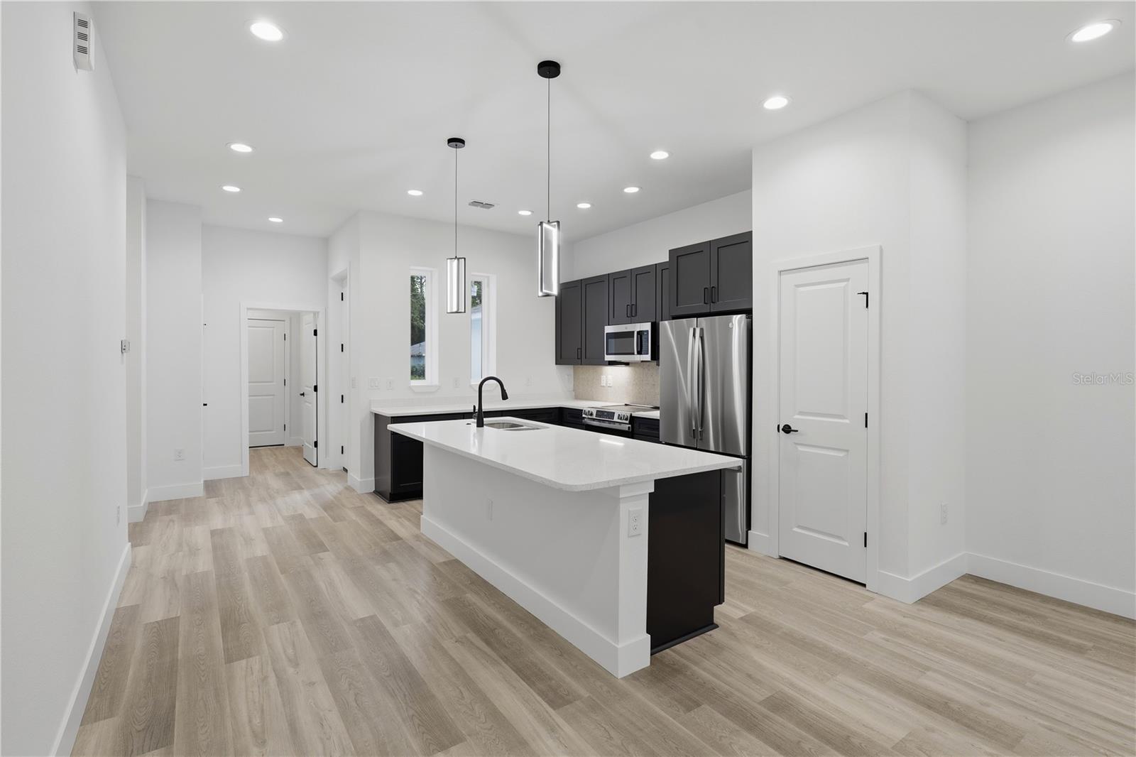 8 Second Path #a & B Property Photo 41