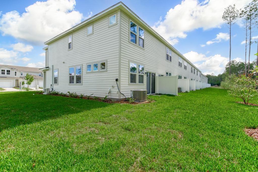 10731 Waterfield Rd Property Photo 40