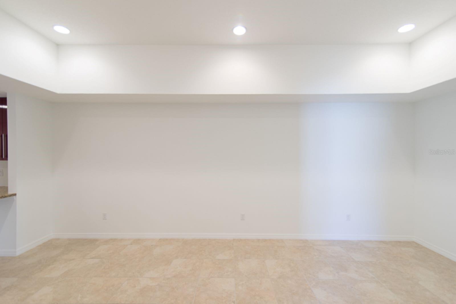175 Plain View Dr #b Property Photo 4