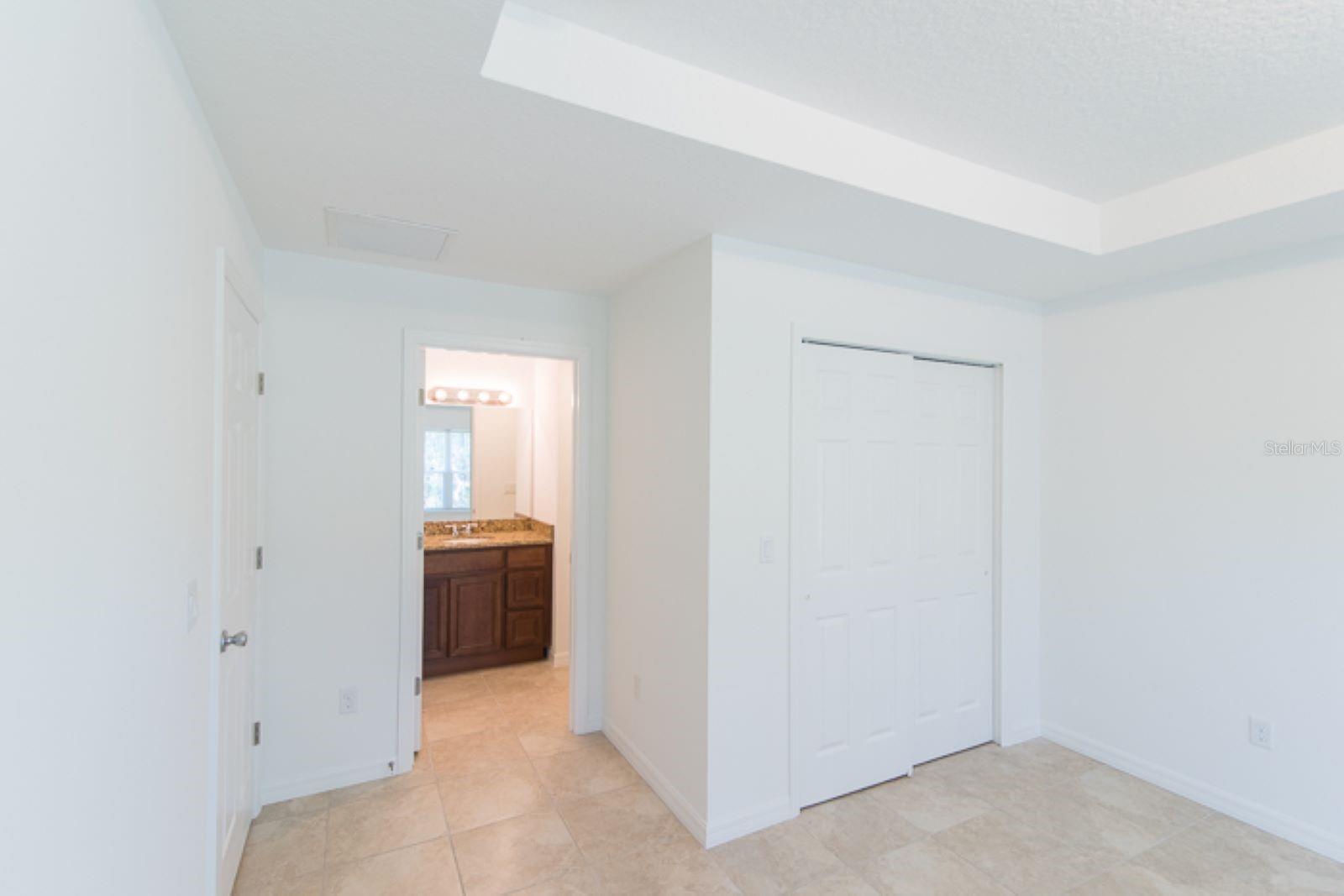 175 Plain View Dr #b Property Photo 12
