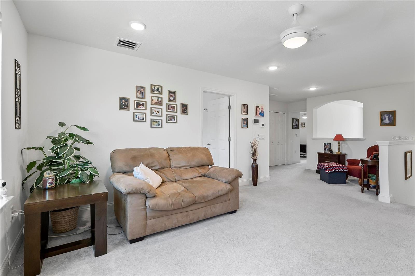 40 Oakleaf Way Property Photo 8