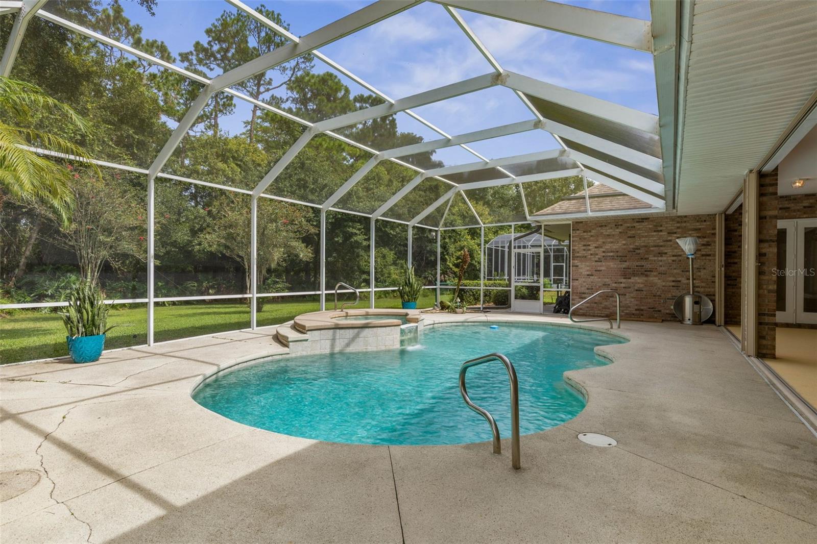 47 Cambridge Trce Property Photo 5