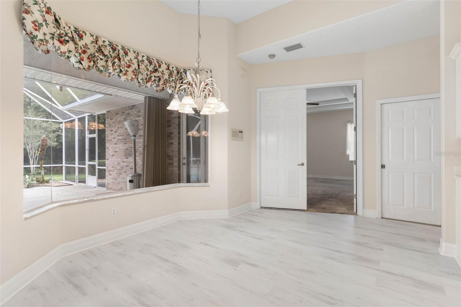 47 Cambridge Trce Property Photo 30