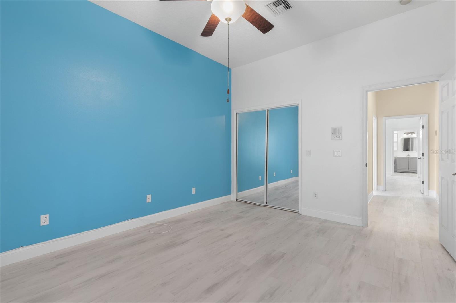 47 Cambridge Trce Property Photo 53