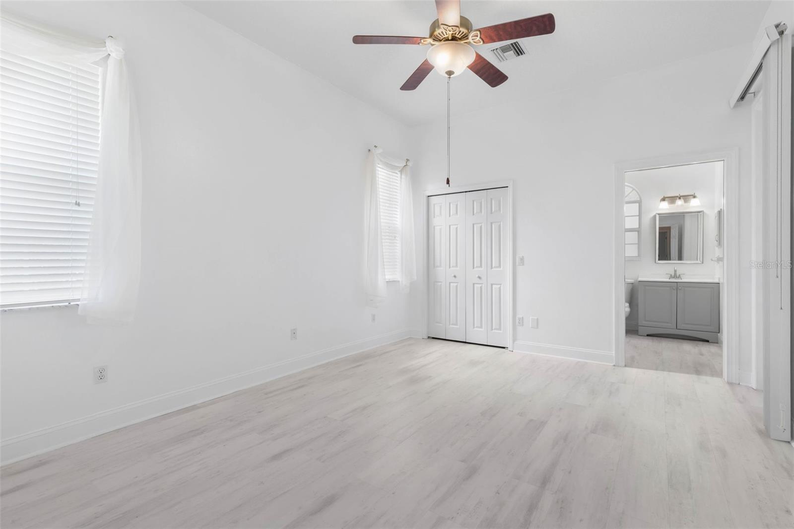 47 Cambridge Trce Property Photo 57