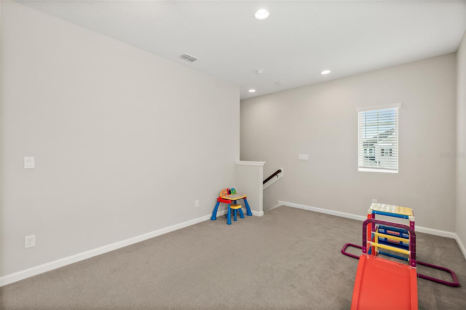 542 Silver Landing Dr Property Photo 20