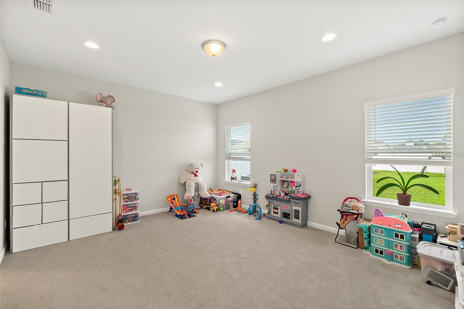 542 Silver Landing Dr Property Photo 30