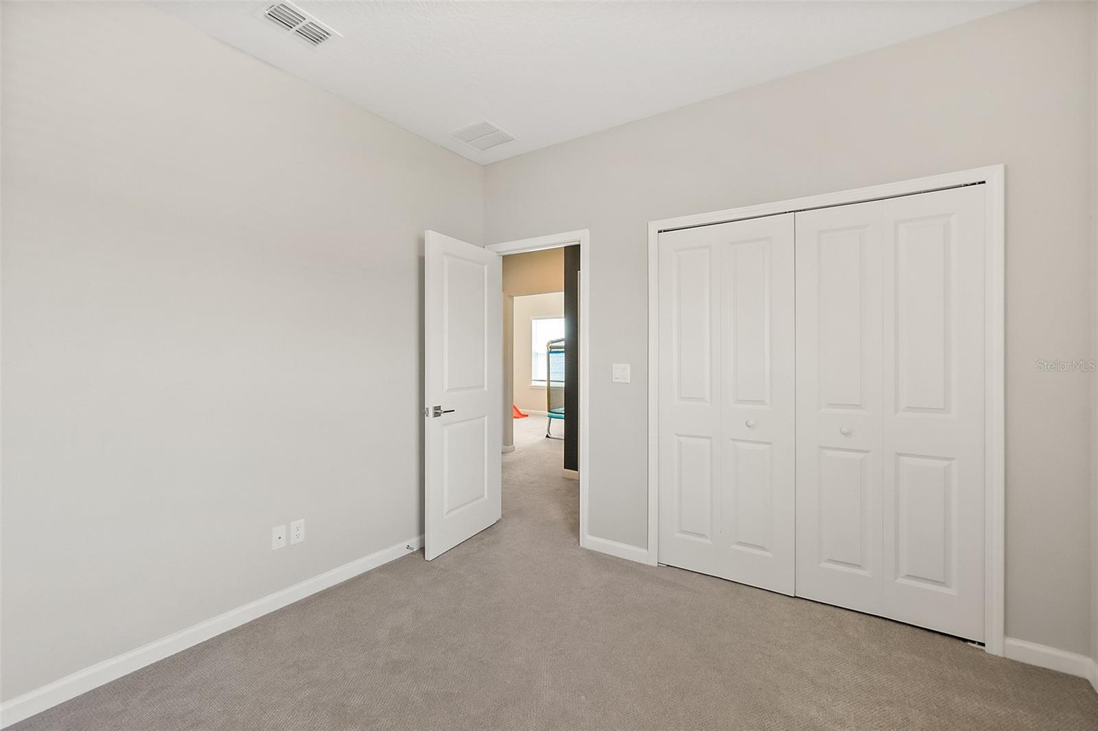 542 Silver Landing Dr Property Photo 33