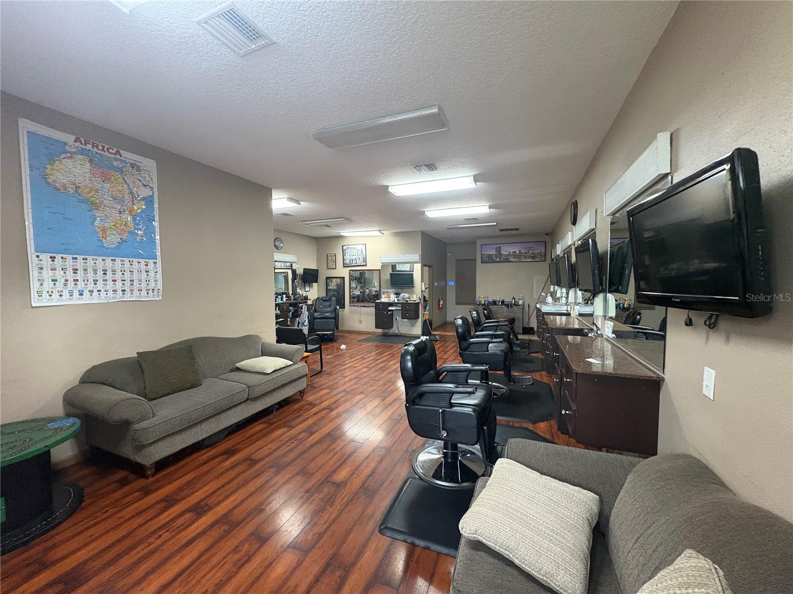 55 Plaza Dr #d8 Property Photo 2