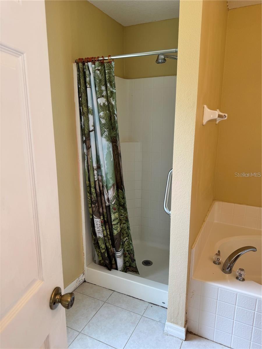 15 Prattwood Ln Property Photo 8