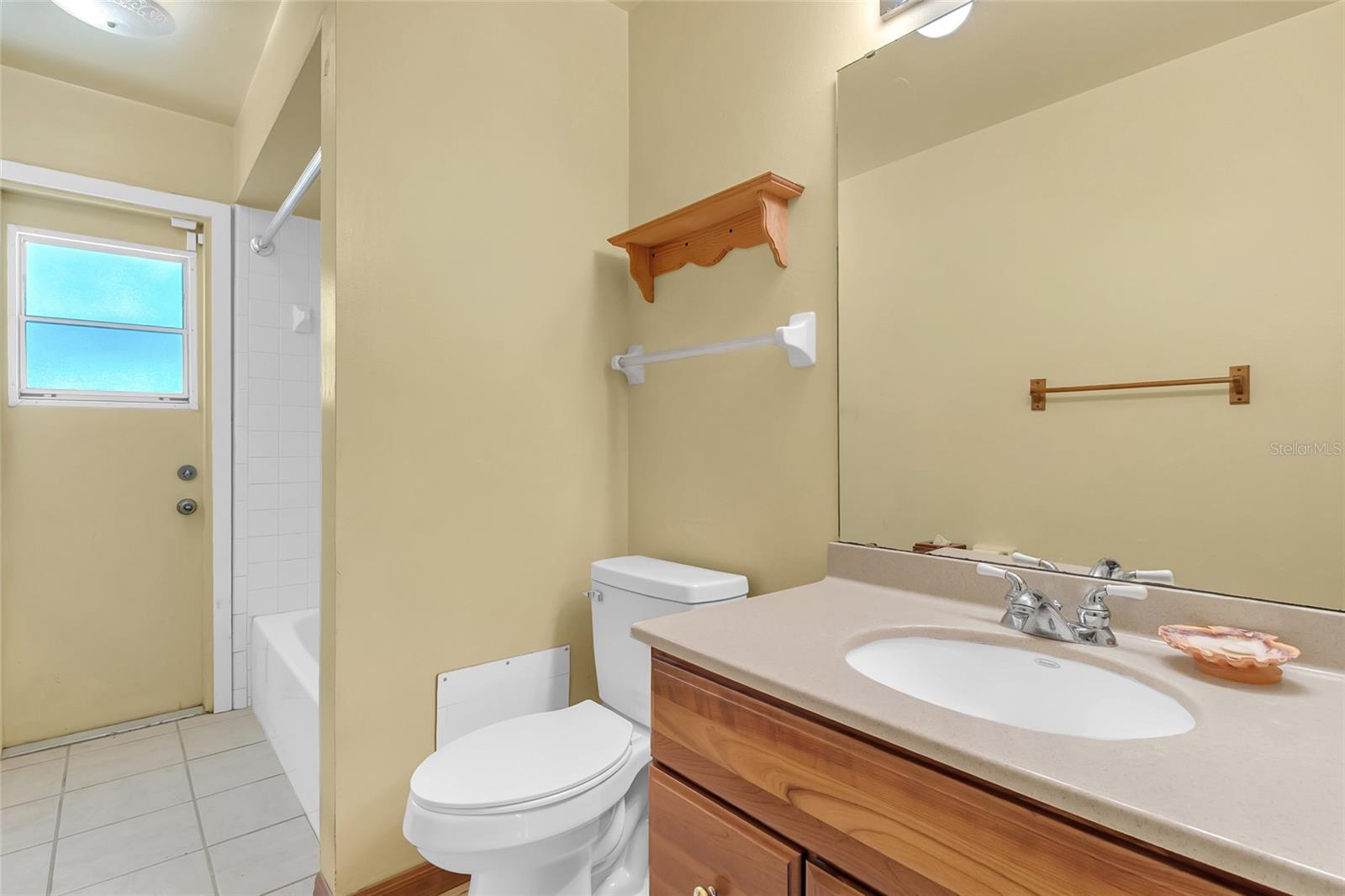 221 Odham Dr Property Photo 15