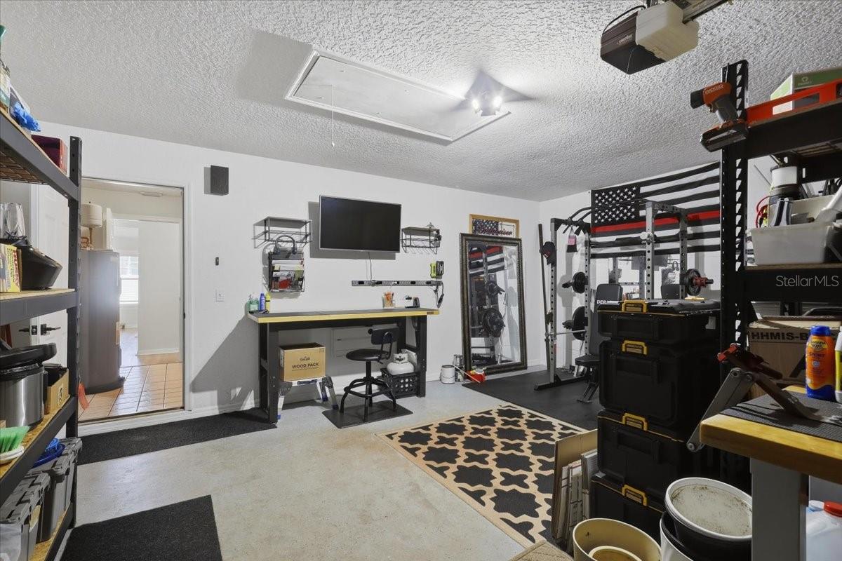 13 Burnham Ln Property Photo 38