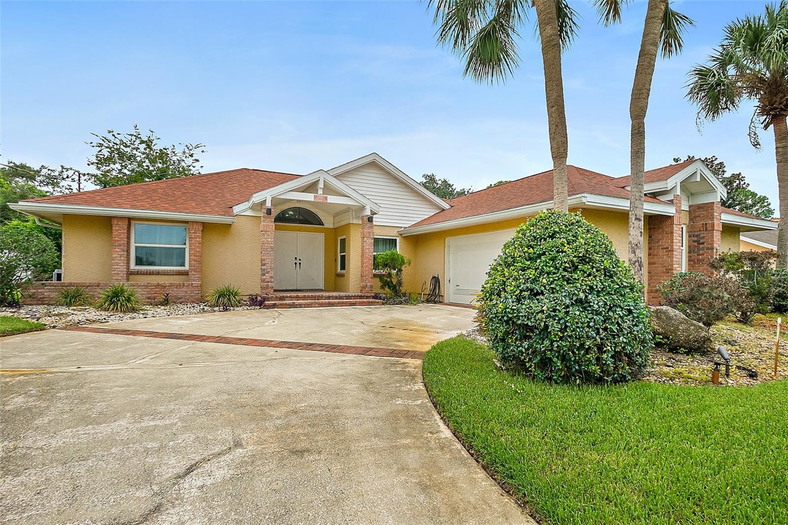 138 Florida Park Dr Property Photo 1