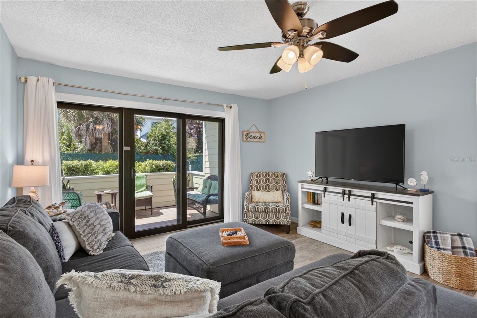 6300 A1a S #a44d Property Photo 5