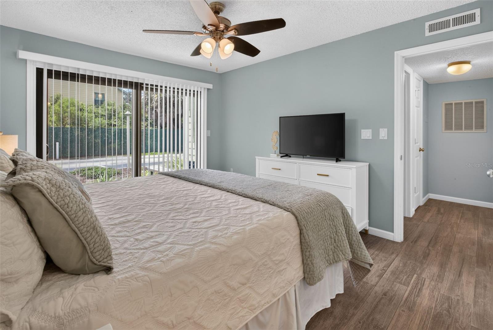 6300 A1a S #a44d Property Photo 22